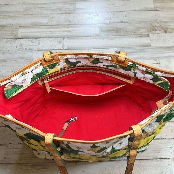 Dooney & Bourke Coated Canvas Pansy Oversized Tote - Picture 6 of 11